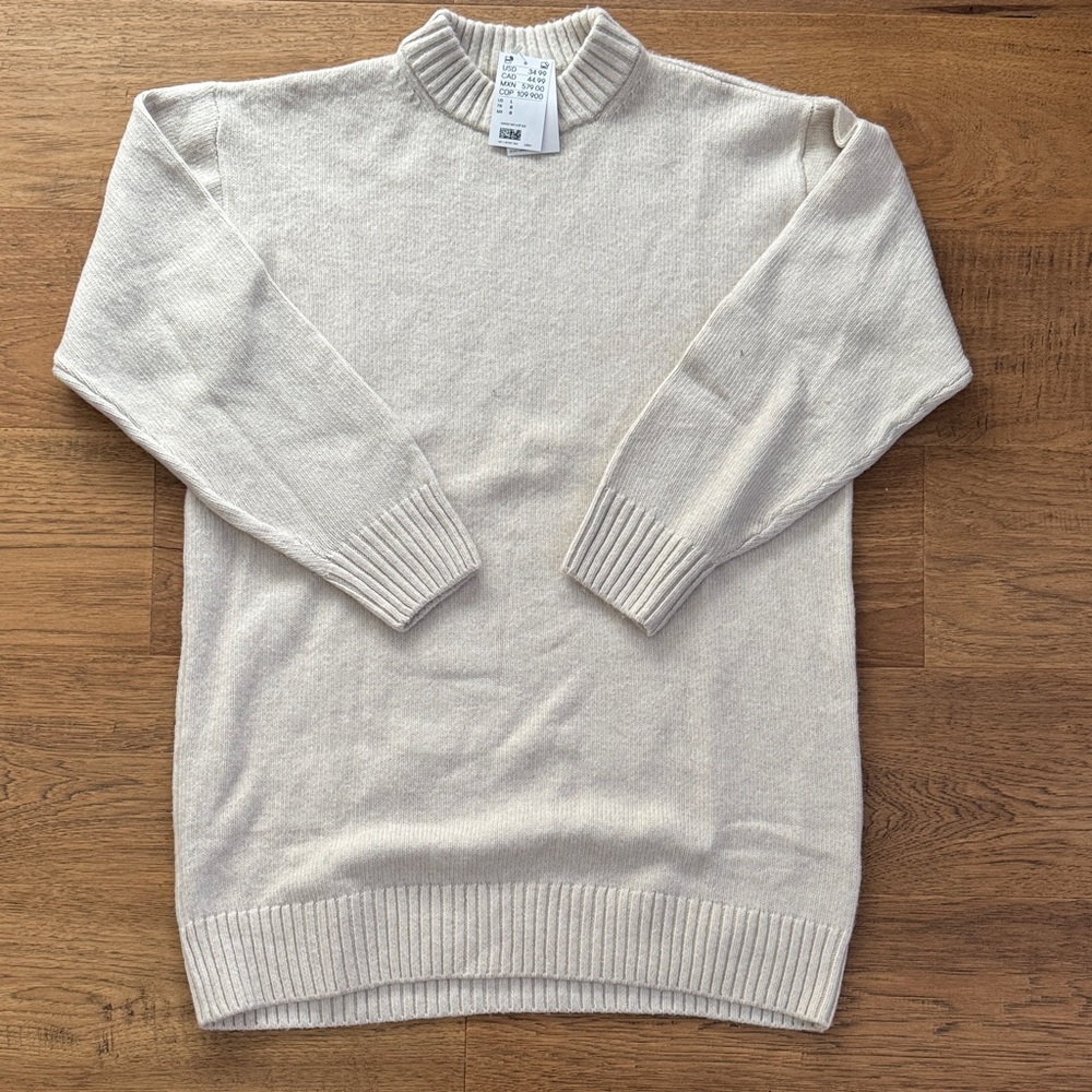 BEAUTIFUL NWT H&M SWEATER L